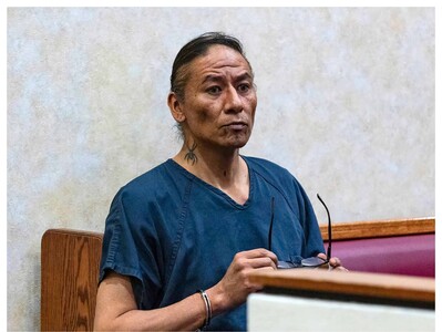 Condenan a actor de "Bailando con Lobos" por agresión sexual