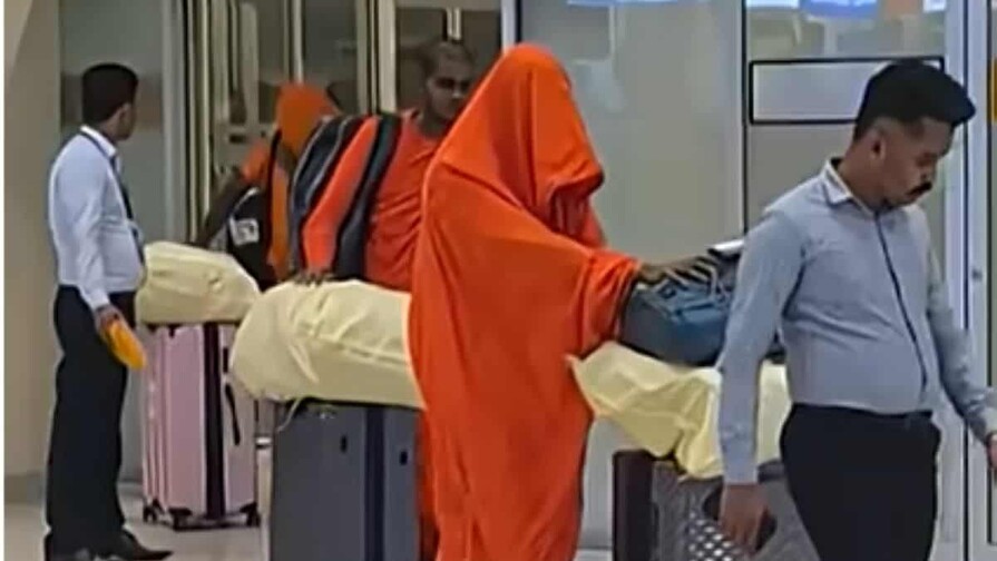 Detienen a 22 monjes budistas con 112 kilos de droga en el aeropuerto de Sri Lanka