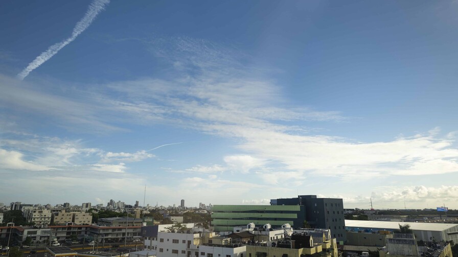 &iquest;Por qu&eacute; se siente m&aacute;s calor de lo habitual en el pa&iacute;s?