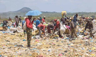 Ayuntamientos deben formalizar a buzos recolectores