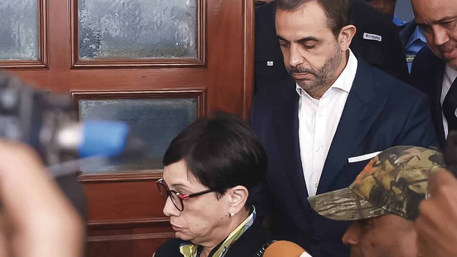 Juez no aplaza presentaci&oacute;n de defensa de los hermanos Espaillat