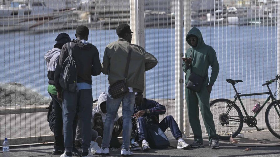 J&oacute;venes espa&ntilde;oles asocian la migraci&oacute;n con delincuencia y amenaza cultural