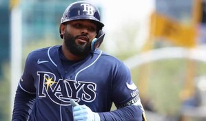 Junior Caminero responde con poder en victoria de los Rays en blanqueada 3-0 sobre Gigantes