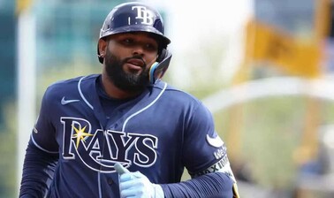 Junior Caminero responde con poder en victoria de los Rays en blanqueada 3-0 sobre Gigantes