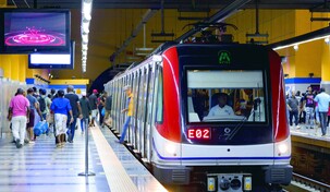 Hombros desgastados: la crisis de salud que enfrentan conductores del metro de Santo Domingo