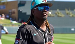 Las Estrellas Orientales firman al agente libre Jes&uacute;s Valdez