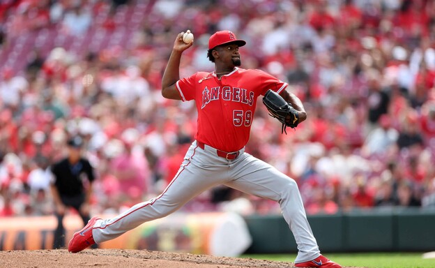 El pitcheo, con Soriano al frente, saca la cara por RD en el primer mes de MLB