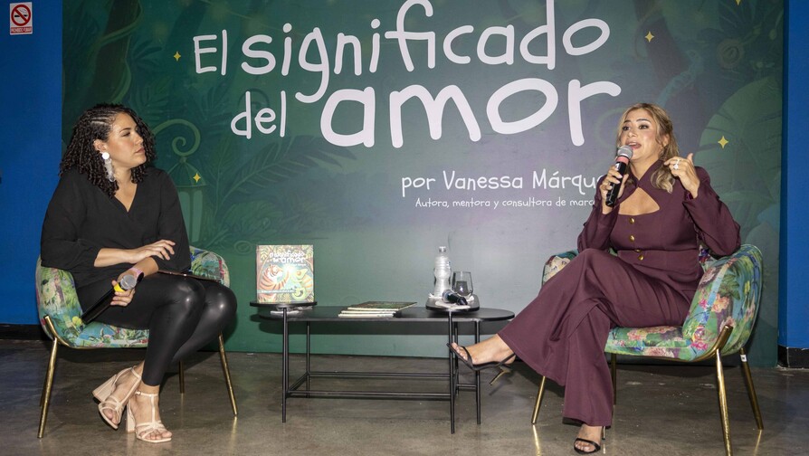 Vanessa M&aacute;rquez pone en circulaci&oacute;n su libro "El significado del amor"