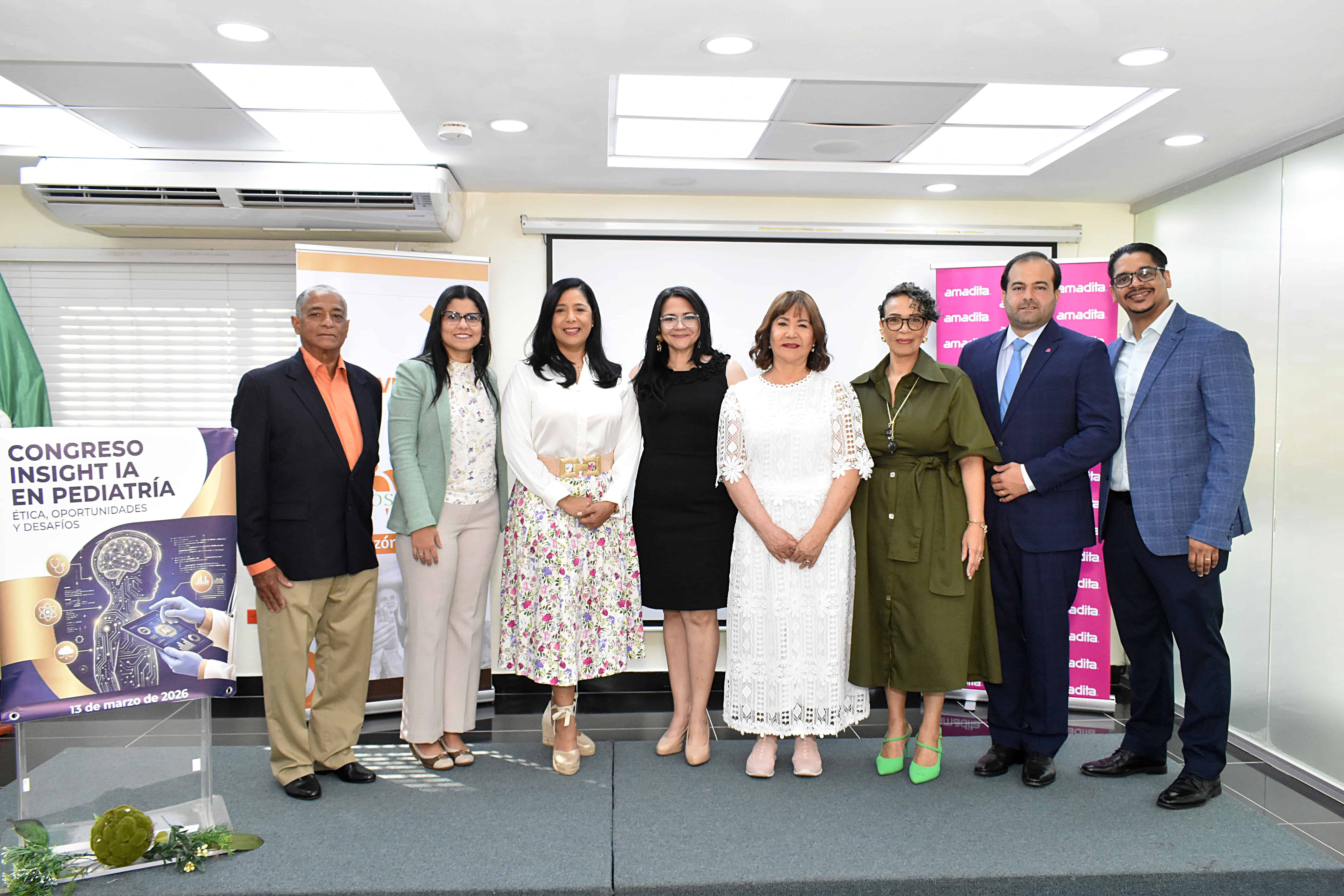 Manuel Pérez Elizo, Yendi Vilorio, Rosario Almánzar, Rosa Álvarez, Yanet Toribio, Alexandra Hichez, Alberto Bergés González y Erick Féliz.