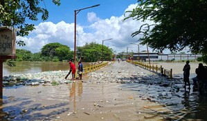 Crecida del r&iacute;o Yaque del Norte pone en alerta a comunidades de Montecristi