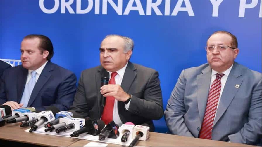 Sector empresarial expresa preocupación por precios de combustibles y confía en superar crisis