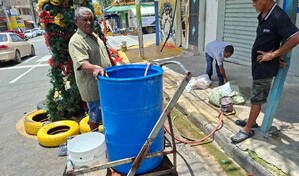 C&oacute;mo es vivir sin agua en el Gran Santo Domingo: un recurso para algunos un lujo para otros