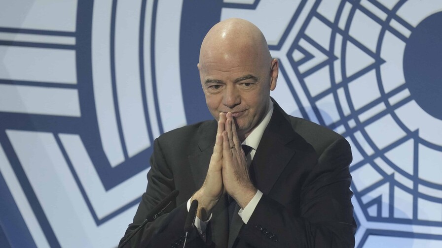 Infantino impulsa su reelección en FIFA tras apoyo de Asia y África