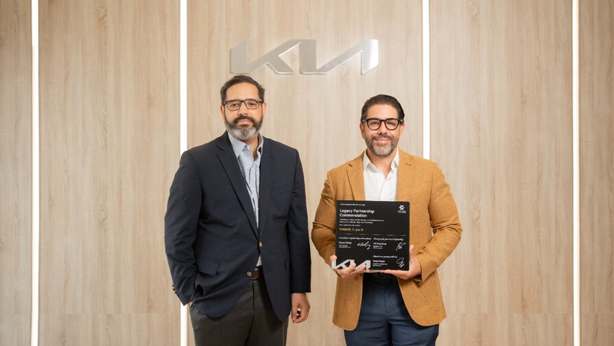 Grupo Viamar recibe reconocimiento internacional de KIA