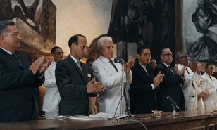 La Constituci&oacute;n "comunista"