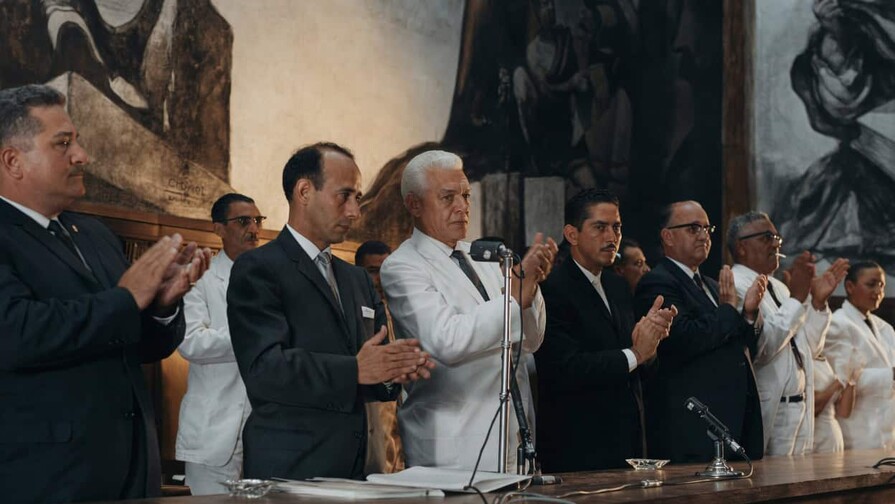 La Constituci&oacute;n "comunista"