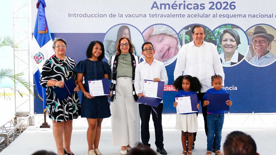 Salud P&uacute;blica incorpora vacuna tetravalente acelular al esquema nacional de vacunaci&oacute;n infantil
