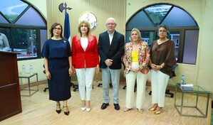 Destacan el rol decisivo de las mujeres en la Revolución de Abril