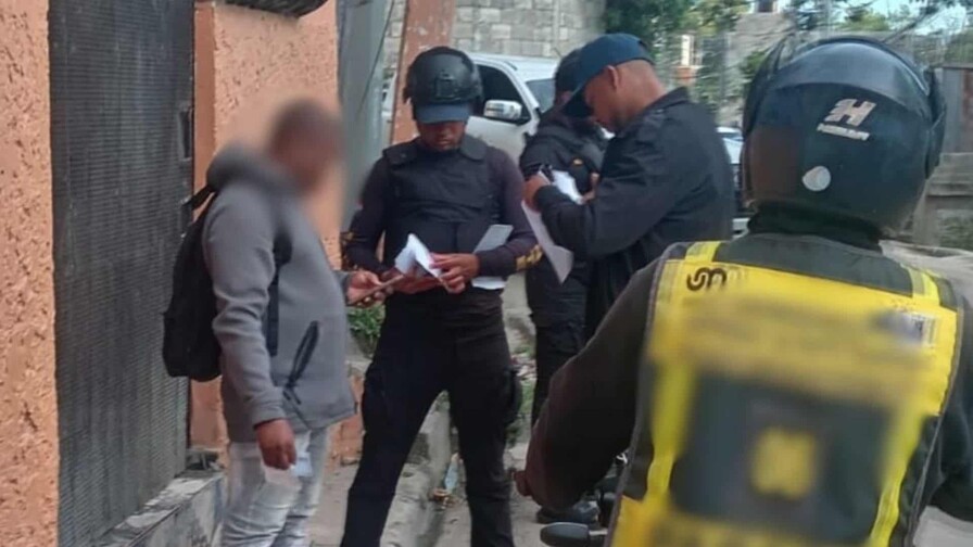 Migraci&oacute;n detiene a 1,964 indocumentados y deporta a 1,959