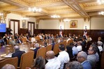 Plan del Gobierno para enfrentar la crisis incluye reducir un 50 % los fondos a partidos políticos