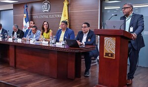 La JCE presenta a partidos cómo marcha el proceso de cedulación
