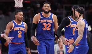 Knicks eliminan a Hawks con una descomunal paliza de 51 puntos