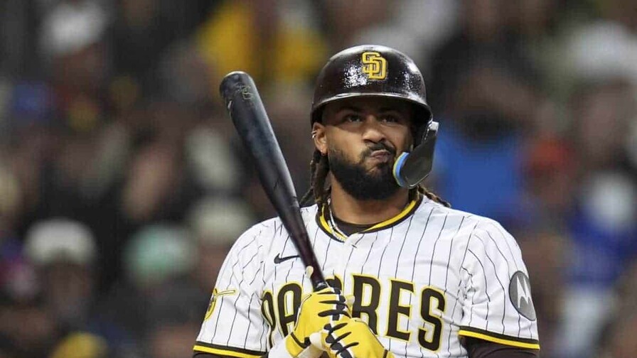 "No s&eacute; qu&eacute; pasa": Tatis Jr. le pega m&aacute;s fuerte que todos, pero no logra jonr&oacute;n