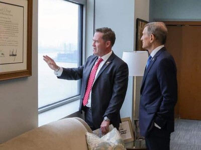 Roberto Álvarez entrega carta de Luis Abinader a Trump sobre Haití