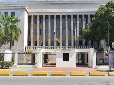 Suspensión de docencia en las provincias en alerta roja