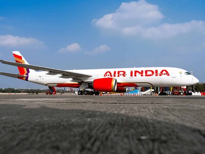 Aerolíneas indias recortan vuelos por alza del combustible