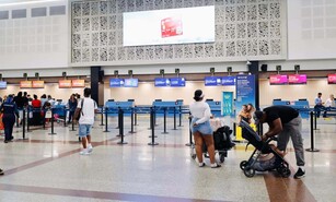 Viajeros buscan soluciones tras cancelaciones repentinas de Spirit Airlines