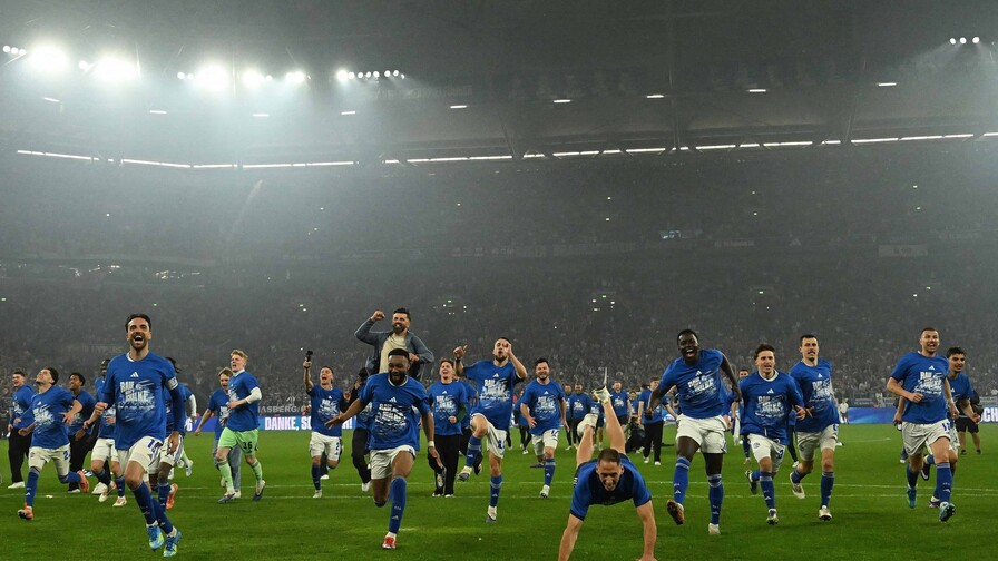 El hist&oacute;rico Schalke 04 regresa a la Bundesliga