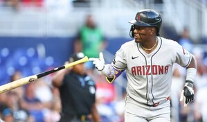 Geraldo Perdomo sacude jonr&oacute;n de tres carreras, pero Diamondbacks caen ante Cachorros