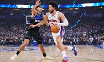Pistons y Raptors fuerzan juegos de desempate con milagrosas victorias