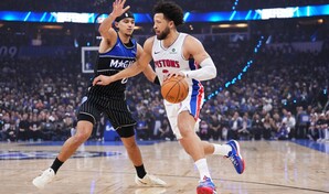 Pistons y Raptors fuerzan juegos de desempate con milagrosas victorias