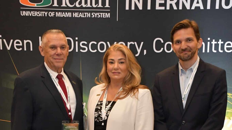 UHealth University of Miami Health System realiza simposio en Santo Domingo