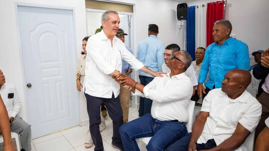El presidente Abinader promete apoyo a productores del noroeste tras da&ntilde;os por lluvias