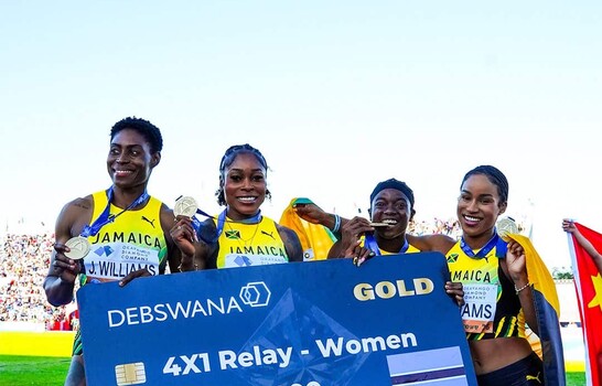 Jamaica y Estados Unidos dominan en Mundial de Relevos; Tebogo da alegr&iacute;a a Botsuana