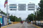 Venezuela cierra de forma total el puente fronterizo con Colombia durante 15 d&iacute;as
