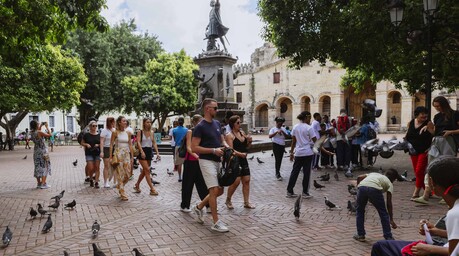 El 94.7 % de los turistas califica a la Rep&uacute;blica Dominicana como un destino asequible