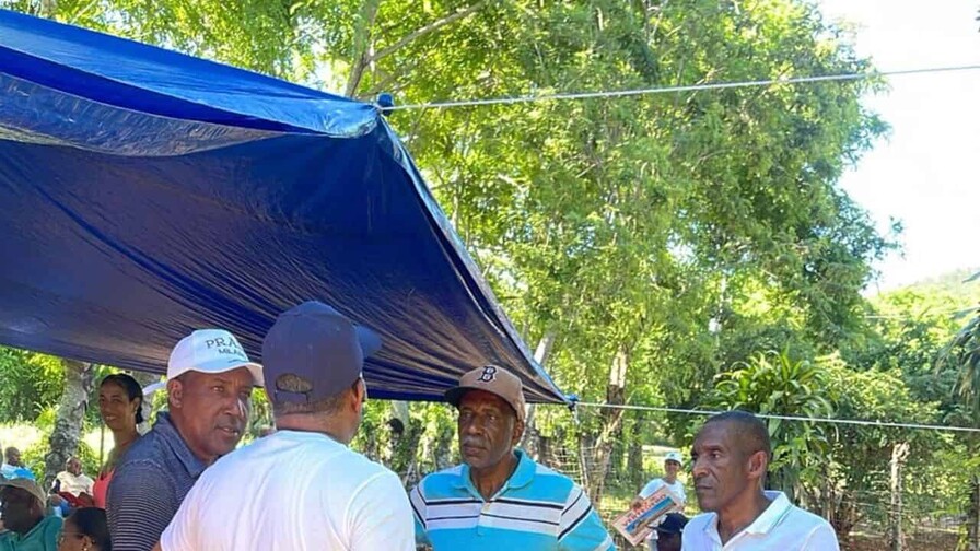 Instalan campamento en La Cuaba contra relleno sanitario