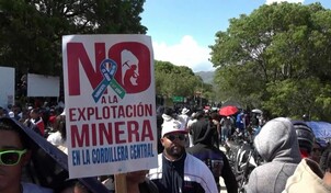 Agua s&iacute;, oro no, la protesta contra proyecto minero canadiense en San Juan
