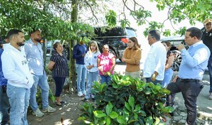 Sup&eacute;rate visita comunidades afectadas por lluvias en La Vega y eval&uacute;a da&ntilde;os
