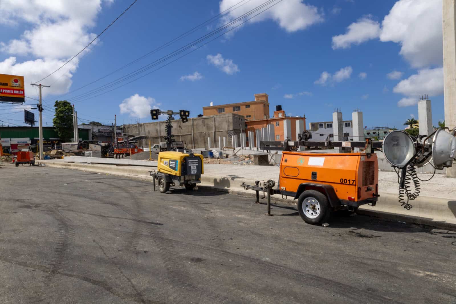 Equipos de construcci&oacute;n sin operar en el &aacute;rea intervenida del kil&oacute;metro 9.