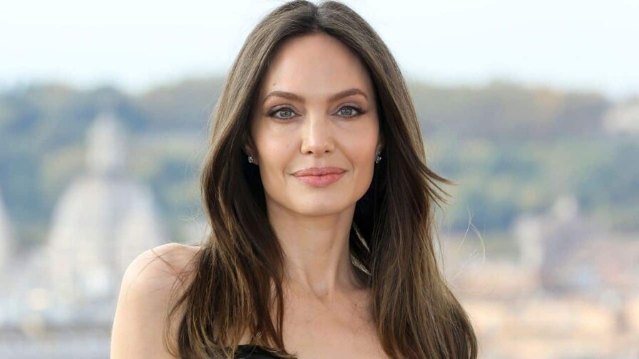 Angelina Jolie pone a la venta su mansi&oacute;n en Los &Aacute;ngeles por casi 30 millones de d&oacute;lares