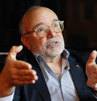 El CEO de los Latin Grammy se desmarca del streaming: No premiamos la popularidad