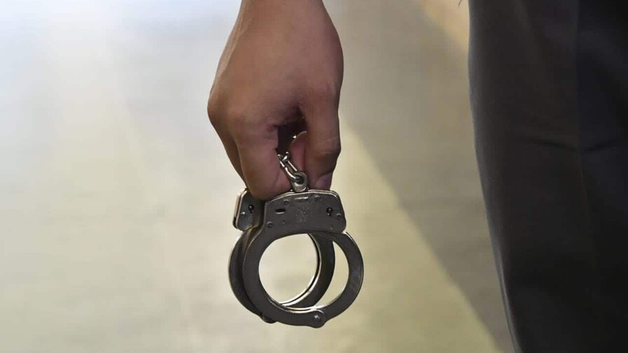 Envían a prisión a adolescente acusada de matar a su pareja 10 años mayor que ella en Santiago Envían a prisión a adolescente acusada de matar a su pareja 10 años mayor que ella en Santiago