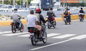 Sondeo revela que el 78 % de ciudadanos del DN ha sido v&iacute;ctima de conducci&oacute;n agresiva de motoristas