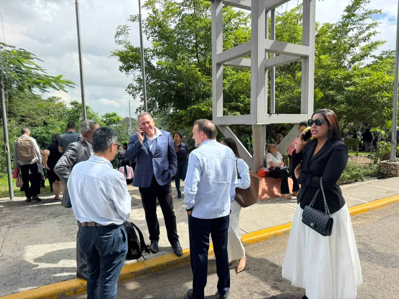 Conato de incendio en instalaciones del Ministerio de Turismo.