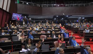 Diputados aprueban proyecto que proh&iacute;be venta de productos azucarados y ultraprocesados en escuelas